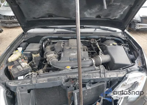 2008 Nissan Pathfinder Le from USA, damaged, VIN 5N1AR18B18C647616